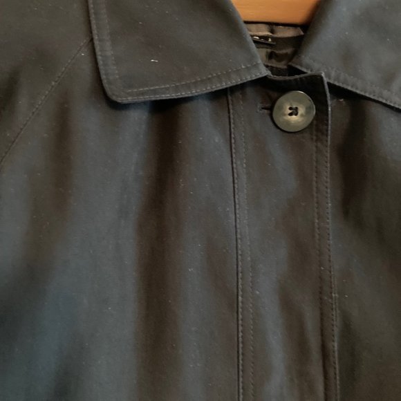 Gallery long black lined swing coat - Picture 4 of 12